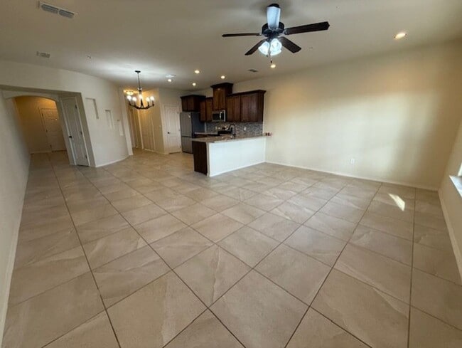 Building Photo - Escondido Townhomes