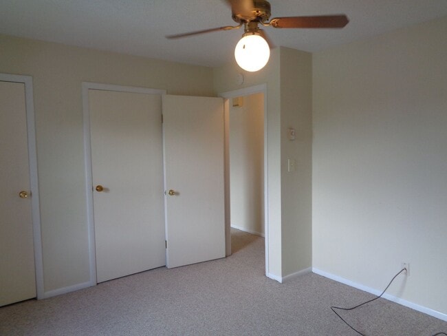 Building Photo - power260