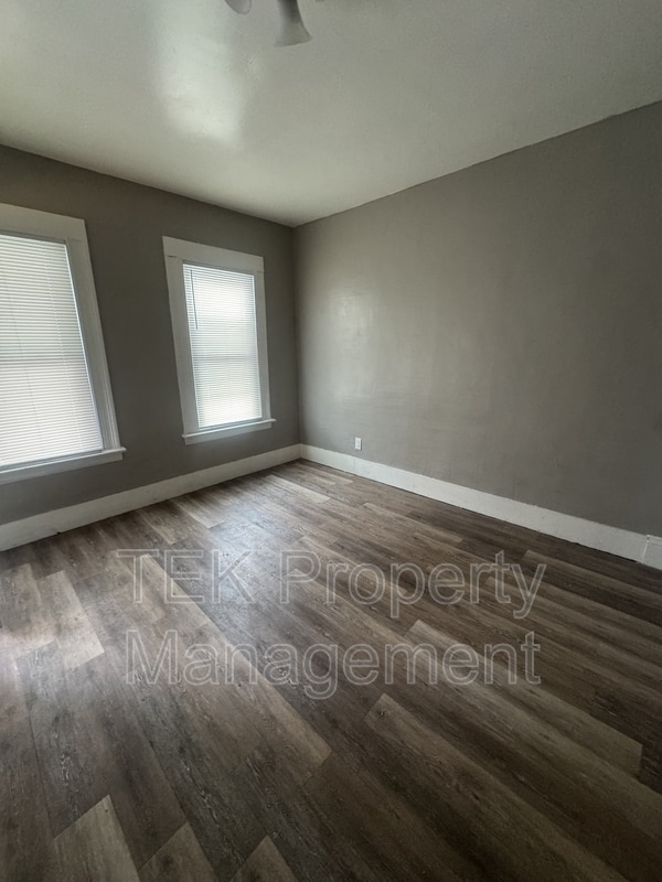 Building Photo - 215-217 Emerson Street