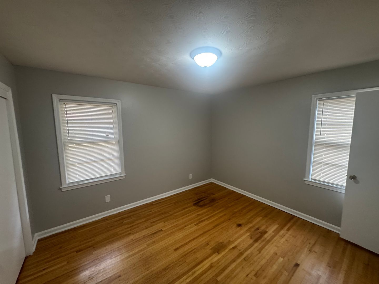 Building Photo - 4344 Walnut Hill Dr