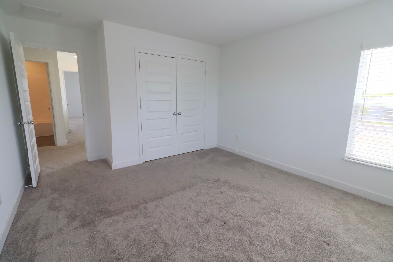 Building Photo - 9316 Benton Dr