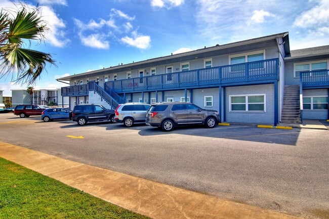 Building Photo - 602 Sea Breeze Ln