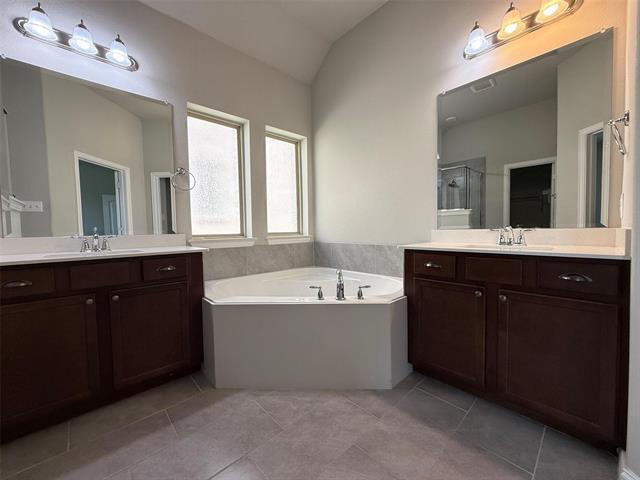 Building Photo - 2909 Hackberry Creek Trail