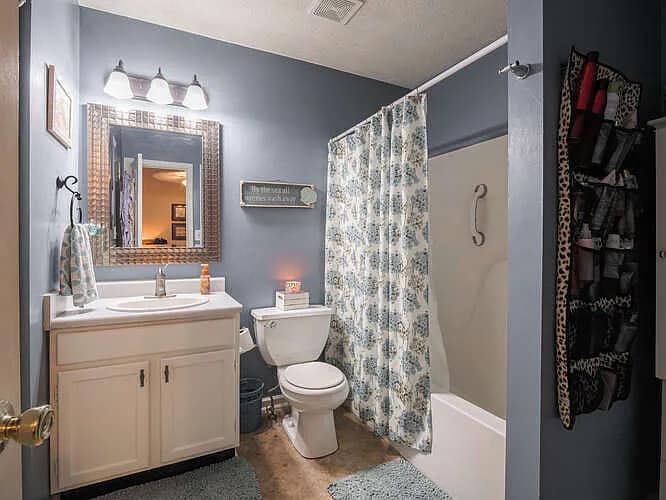 Building Photo - 5123 Rocky Mountain Dr