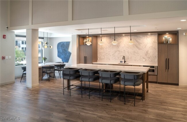 Building Photo - 3260 Stockton St