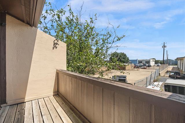 Building Photo - 1818 Highbrook Ct