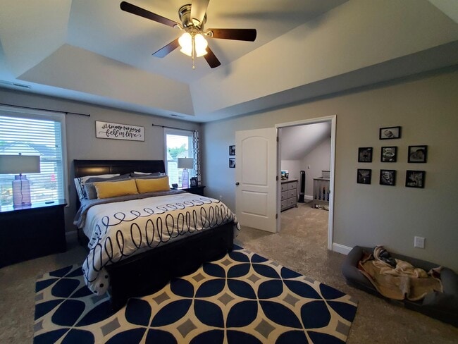 Building Photo - 106 Ridge Cove Ln