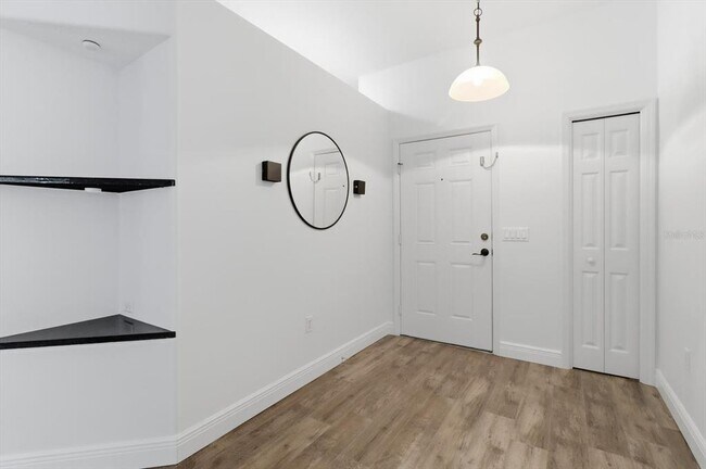 Building Photo - 4501 N Rushmore Loop