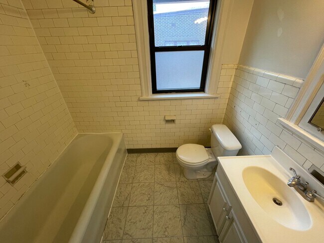 Building Photo - 125 N Homewood Ave