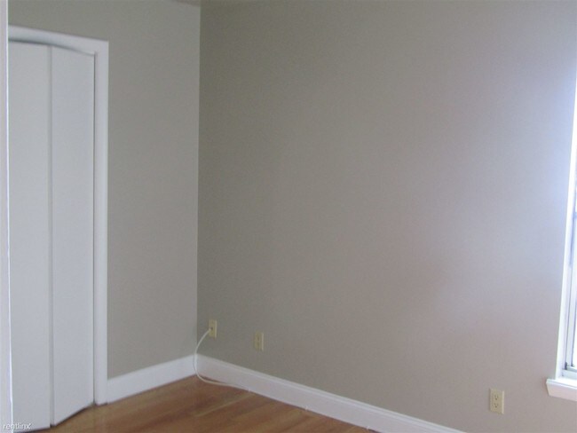 Building Photo - 3 br, 2 bath Condo - Greenwich Ave Condo