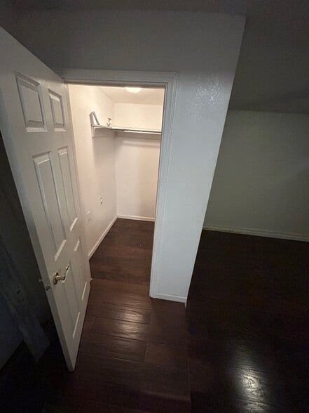 Building Photo - 603 N 1st St