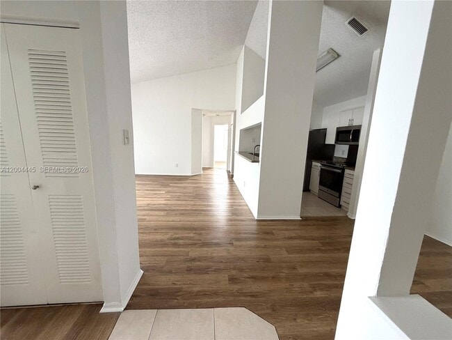 Building Photo - 15771 SW 104th Terrace