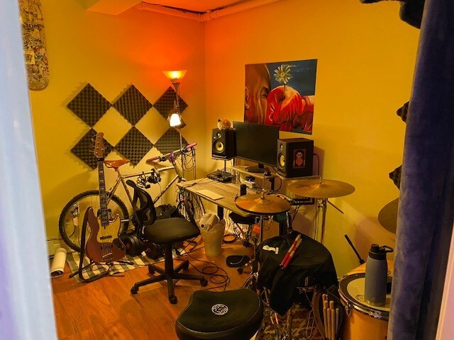 Building Photo - 39 Hemenway St