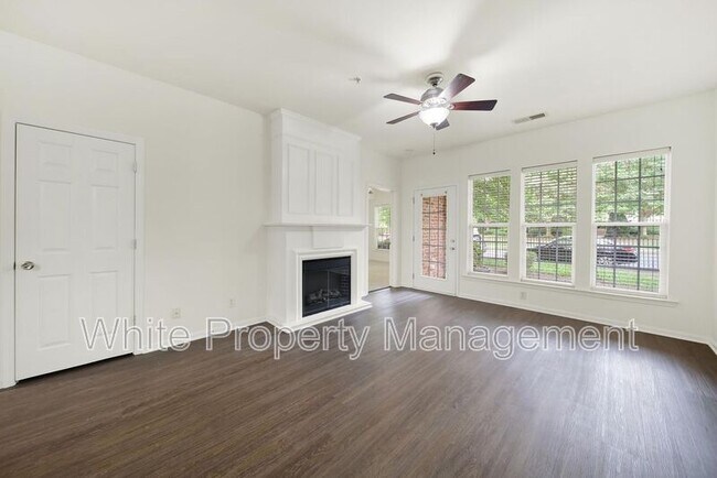 Building Photo - 15011 Santa Lucia Dr