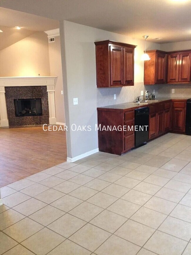 Building Photo - 7291 Haydens Way
