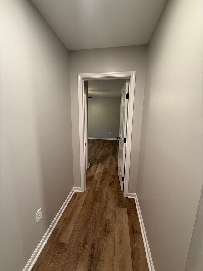 Building Photo - Spacious East Athens 4BR / 3.5BA Home with...