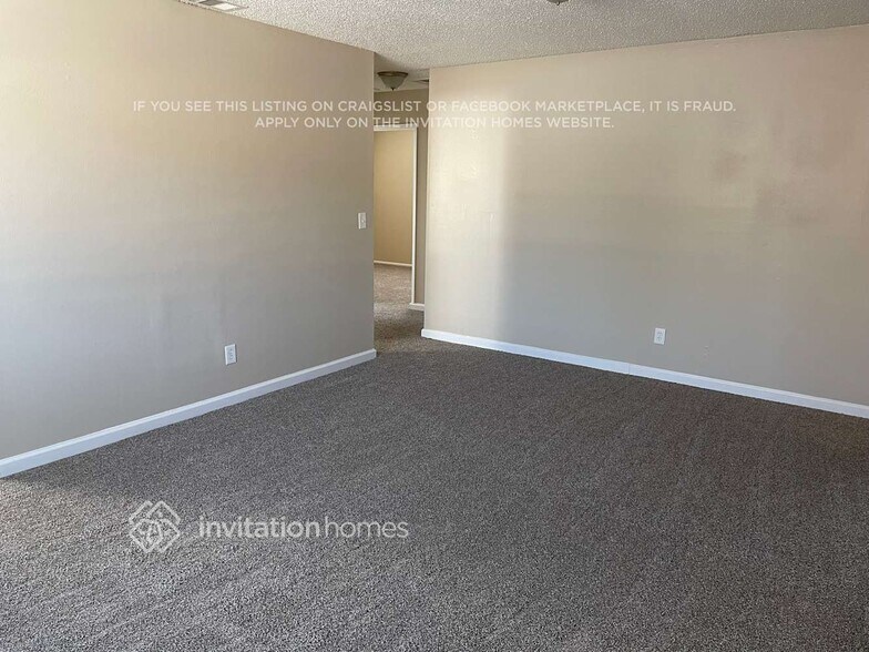 Building Photo - 27105 Cypress St