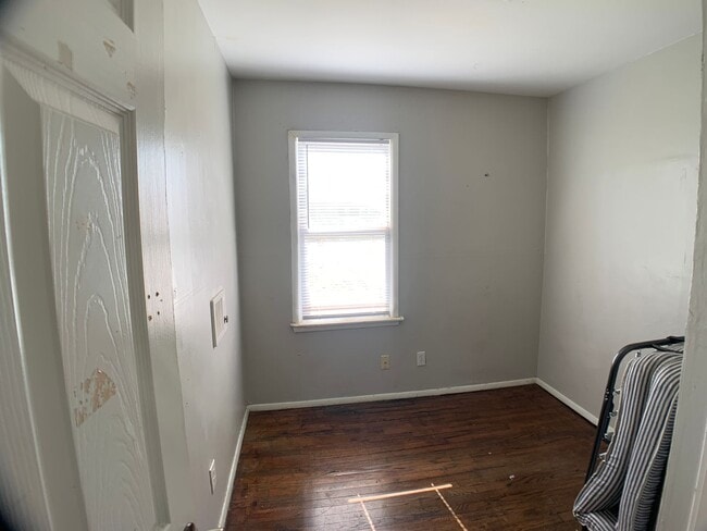 Building Photo - For Rent – 3 Bedroom Home in Warr Acres