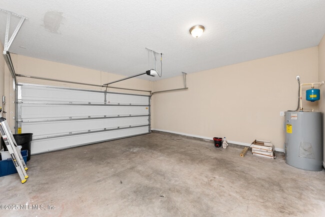 Building Photo - 3199 Chestnut Ridge Way