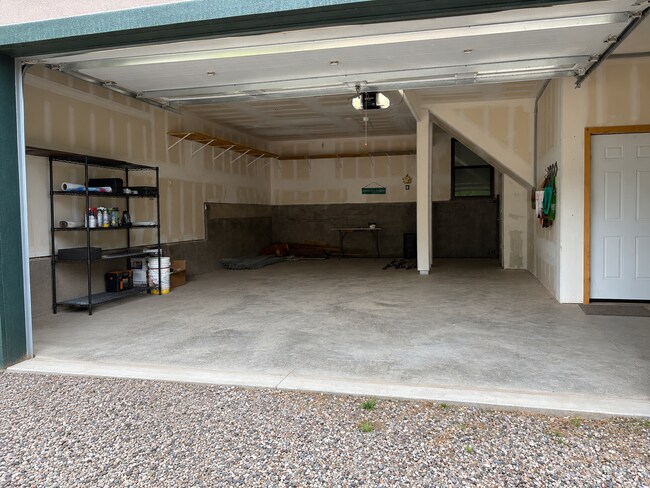 Building Photo - 1679 Rosalie Dr