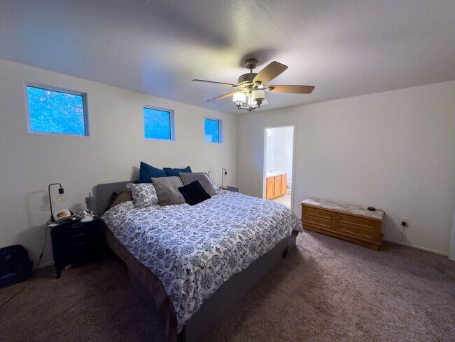 Building Photo - 3 bedroom 2 ba home in Gilbert!