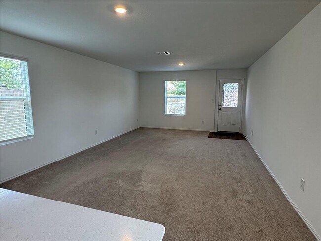 Building Photo - 63 Trinity Cir