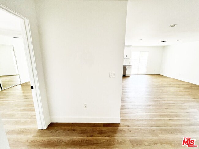 Building Photo - 4180 Marlton Ave