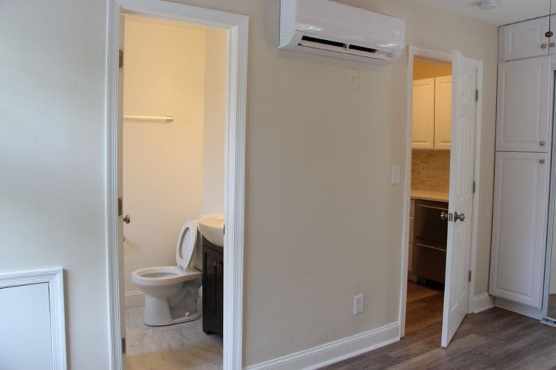 Building Photo - 720 N Monroe St