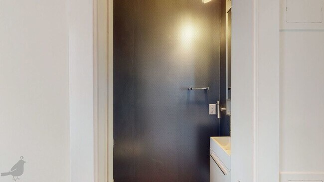 Building Photo - 1103 9th St NE