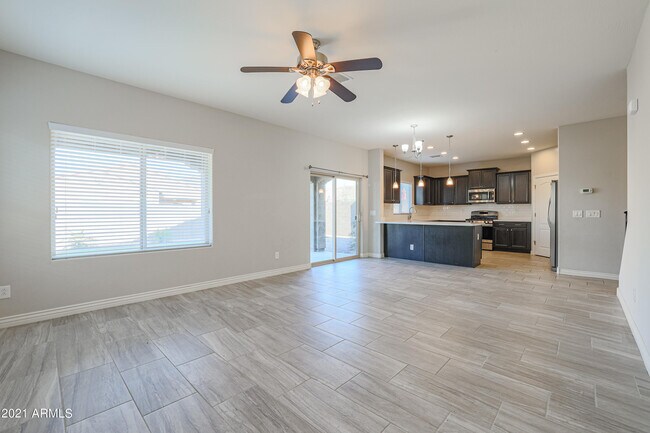 Building Photo - 2736 E Mews Rd