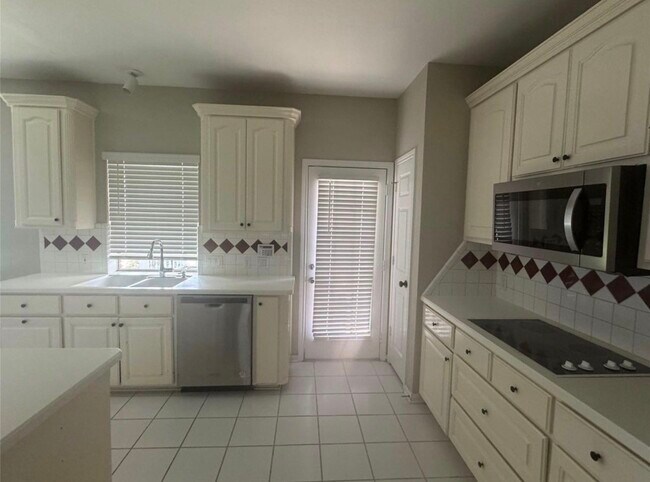Building Photo - 4319 Greystone Way