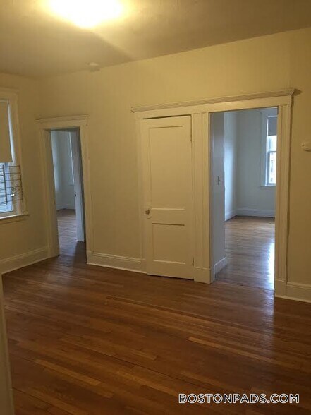 Building Photo - 1634 Commonwealth Ave