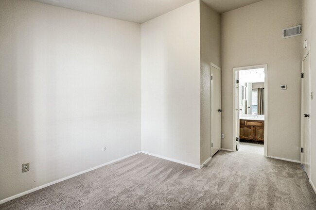 Building Photo - 1881 Bering Dr