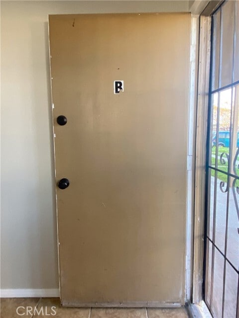 Building Photo - 1023 W 8th St