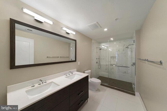 Building Photo - 1701 16th St N