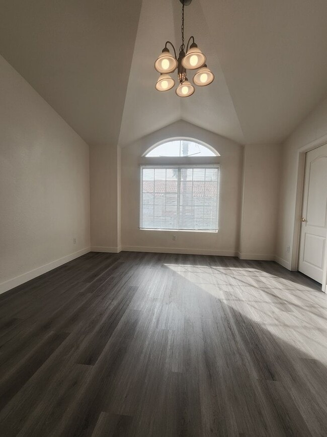 Building Photo - 5264 Island Chain Rd