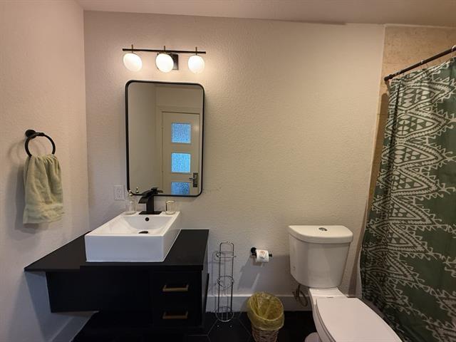 Building Photo - 1323 St Joseph St