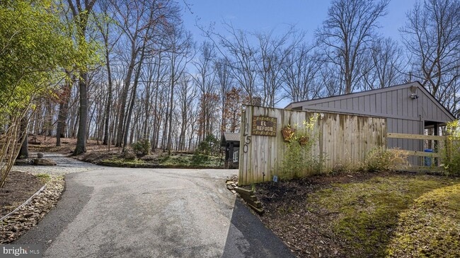 Building Photo - 11450 Game Preserve Rd