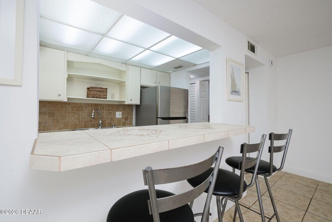 Building Photo - 633 S Palmetto Ave