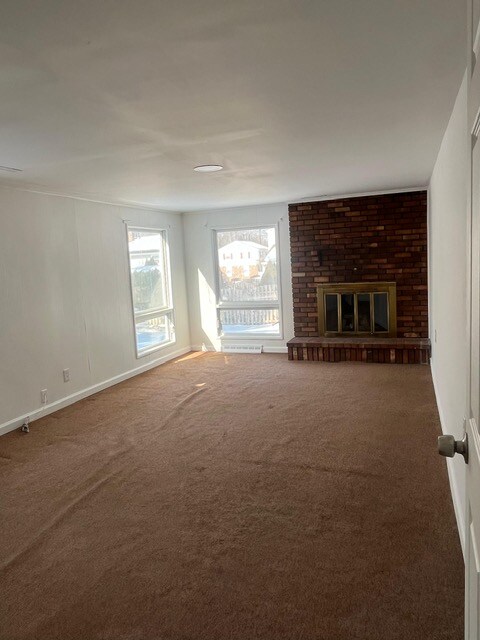 Building Photo - 617 Stratford Ave