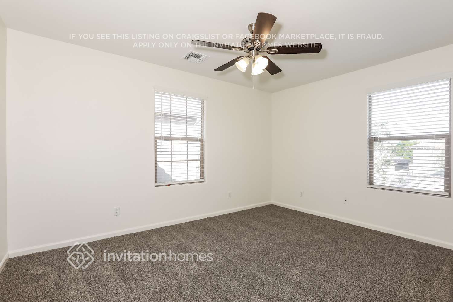 Building Photo - 1447 S Ponderosa Dr