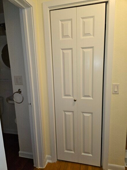 Hall Closet - 1427 27th Ave