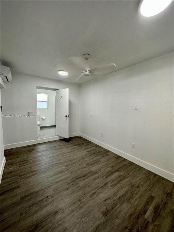 Building Photo - 1400 N Park Rd