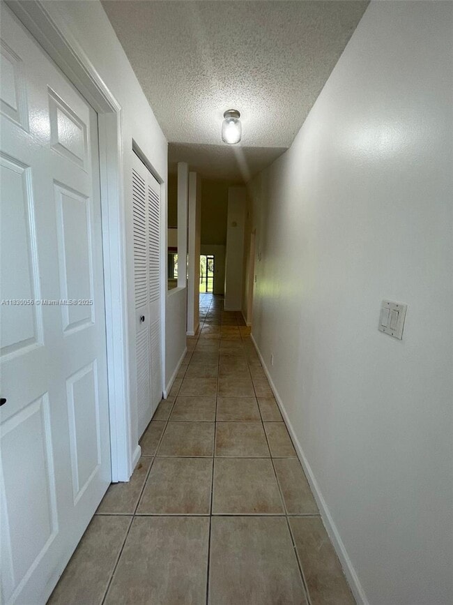 Building Photo - 493 Hardwood Pl