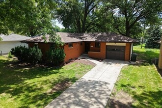 Building Photo - MOVE IN SPECIAL until 7/30/26!