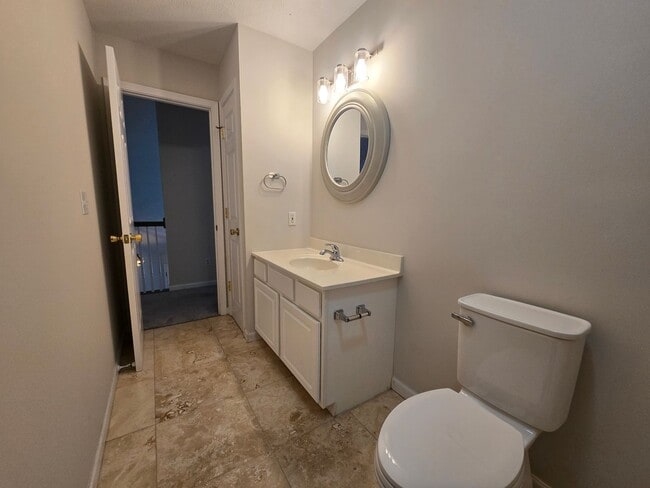 Building Photo - Spacious 4 Bedroom Duplex in North Normal with Pool Access