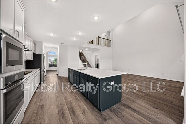 Building Photo - 10064 Mulhouse Dr