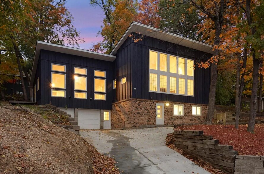Building Photo - 4442 Dorchester Rd