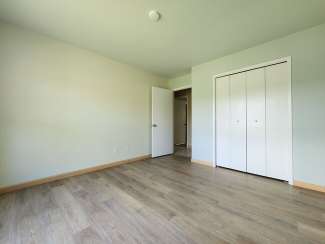 Building Photo - Lovely Bennett Valley Home in a Cul-De-Sac