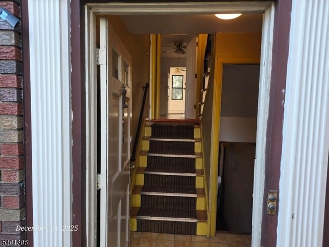 Building Photo - 174 Highland Cross